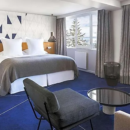 White 1921 Hotel Courchevel