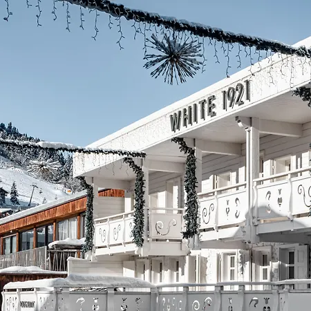 White 1921 4* Courchevel